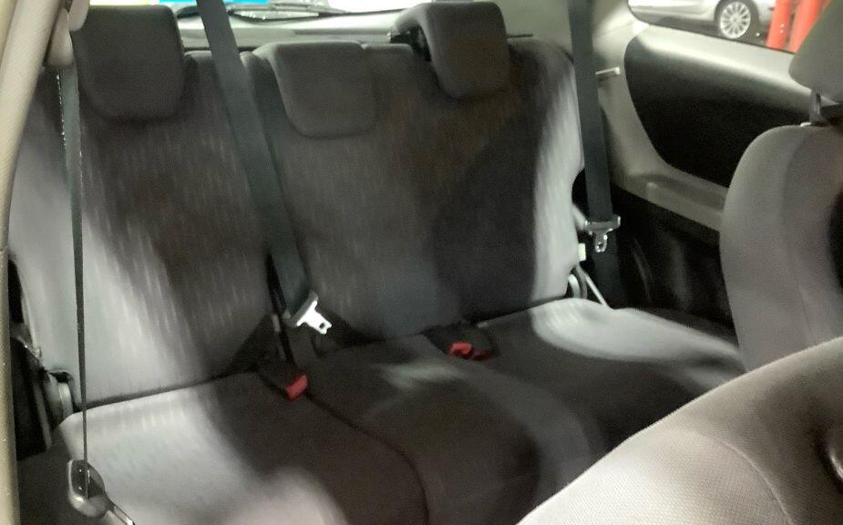 Used Toyota Yaris 2009 for sale - 77359020: Photo 11