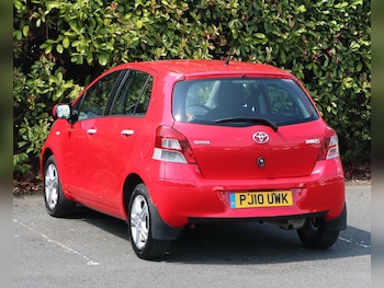Used Toyota Yaris 2010 for sale - 79316586: Photo