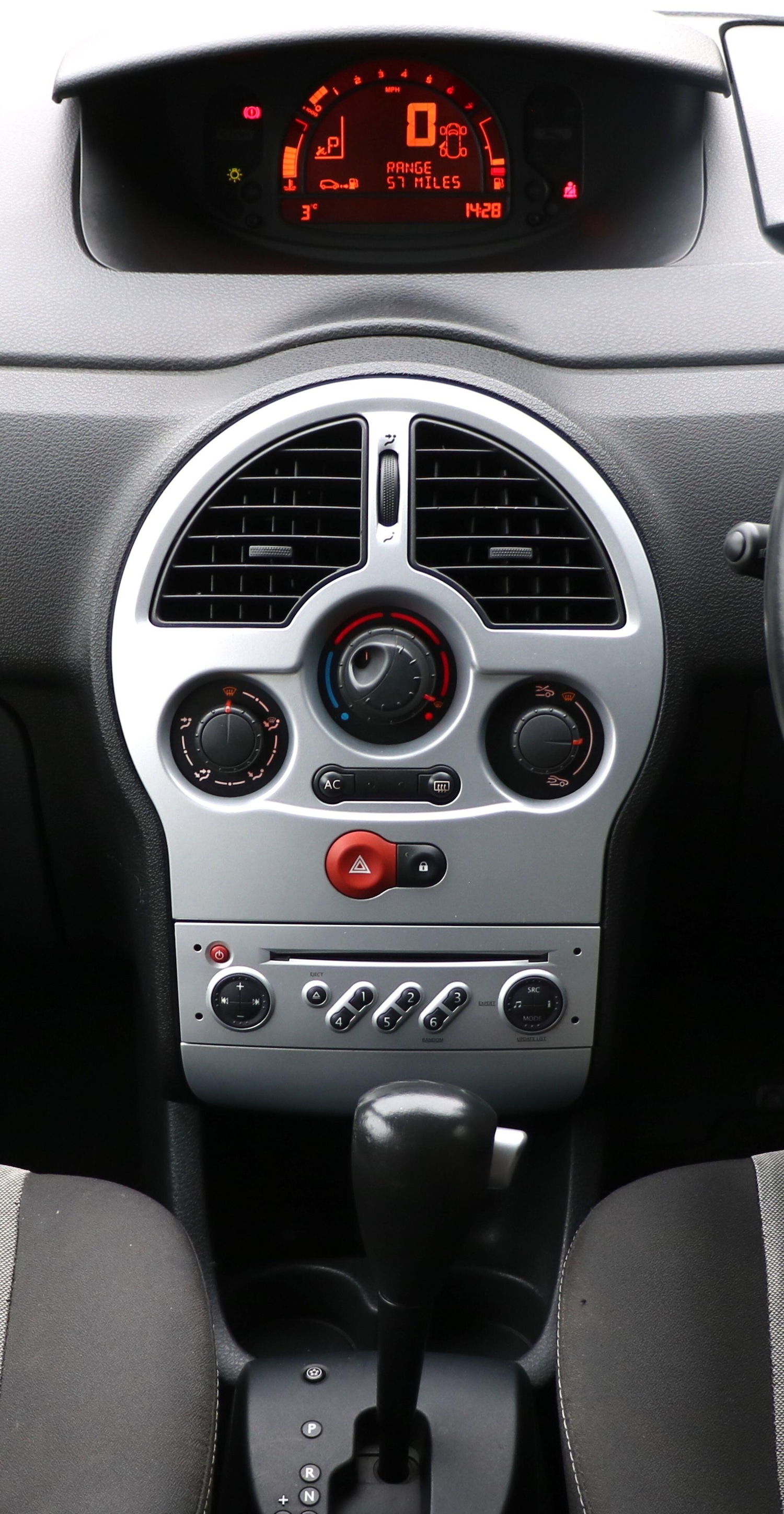 Used Renault Grand Modus 2008 for sale - 77559138: Photo 28