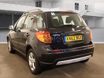 Used Suzuki SX4 2012 for sale - 76094518: Photo 3