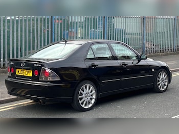 Used Lexus IS 2005 for sale - 78136379: Photo