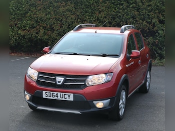 Used Dacia Sandero Stepway 2014 for sale - 79236798: Photo