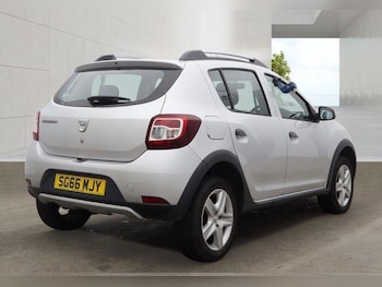 Used Dacia Sandero Stepway 2016 for sale - 78809598: Photo