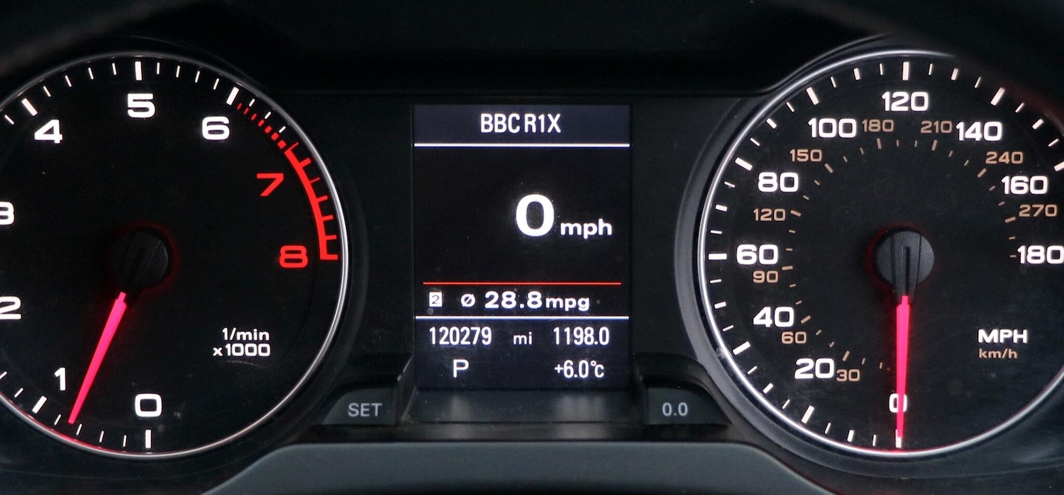 Used Audi A4 2010 for sale - 76671369: Photo 35