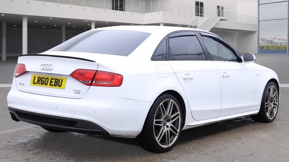 Used Audi A4 2010 for sale - 76671369: Photo 5