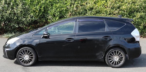Used Toyota Prius+ 2023 for sale - 76152401: Photo 9
