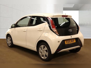 Used Toyota AYGO 2015 for sale - 79532879: Photo