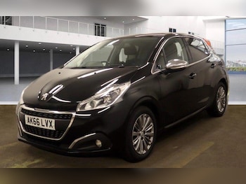 Used Peugeot 208 2017 for sale - 78923327: Photo