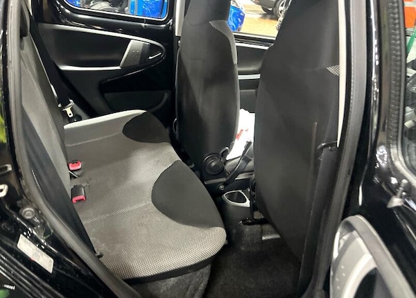 Used Toyota AYGO 2013 for sale - 76307767: Photo 10
