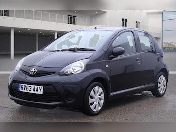 Used Toyota AYGO 2013 for sale - 76307767: Photo