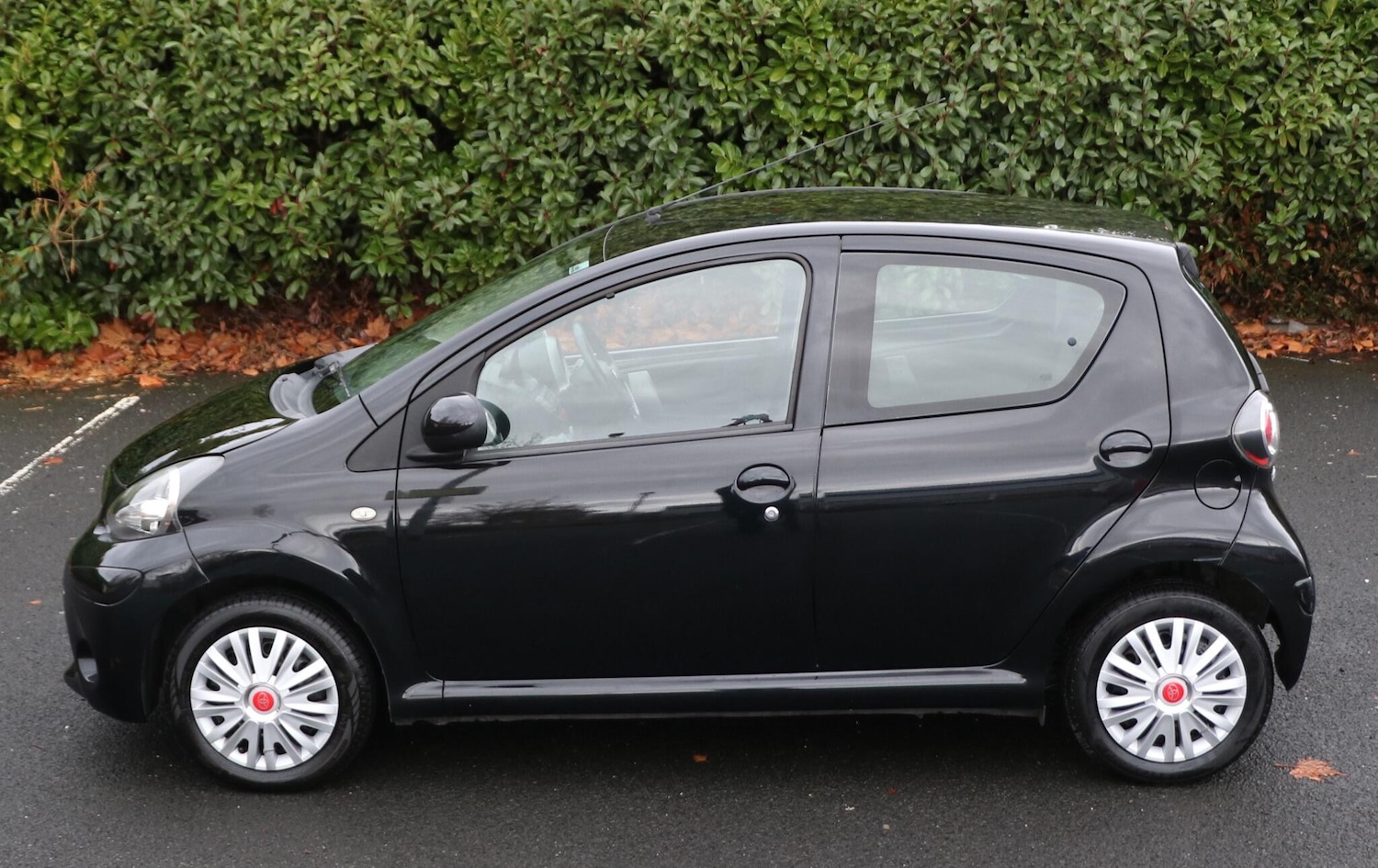Used Toyota AYGO 2013 for sale - 76307767: Photo 9