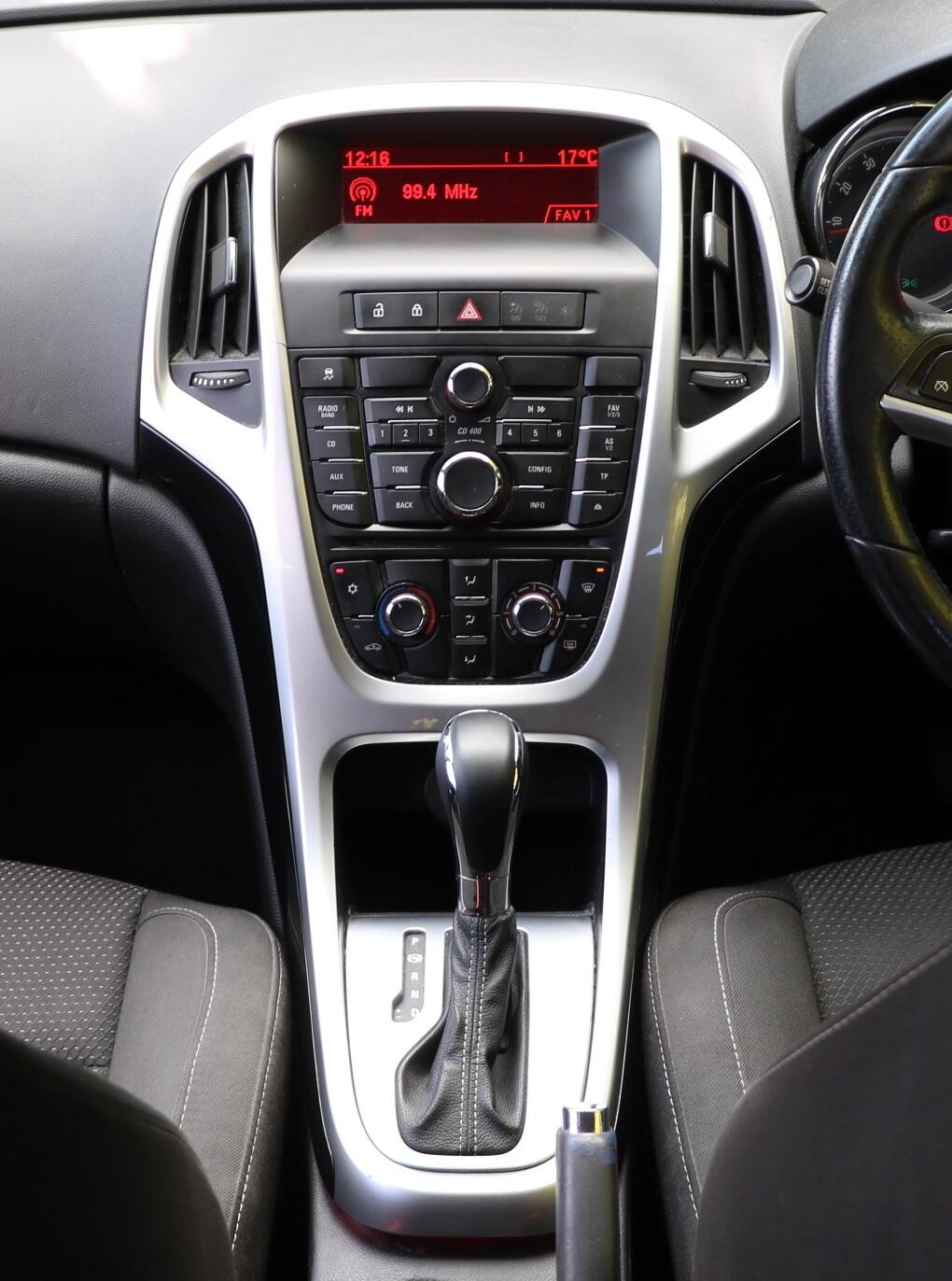 Used Vauxhall Astra 2014 for sale - 76024722: Photo 21