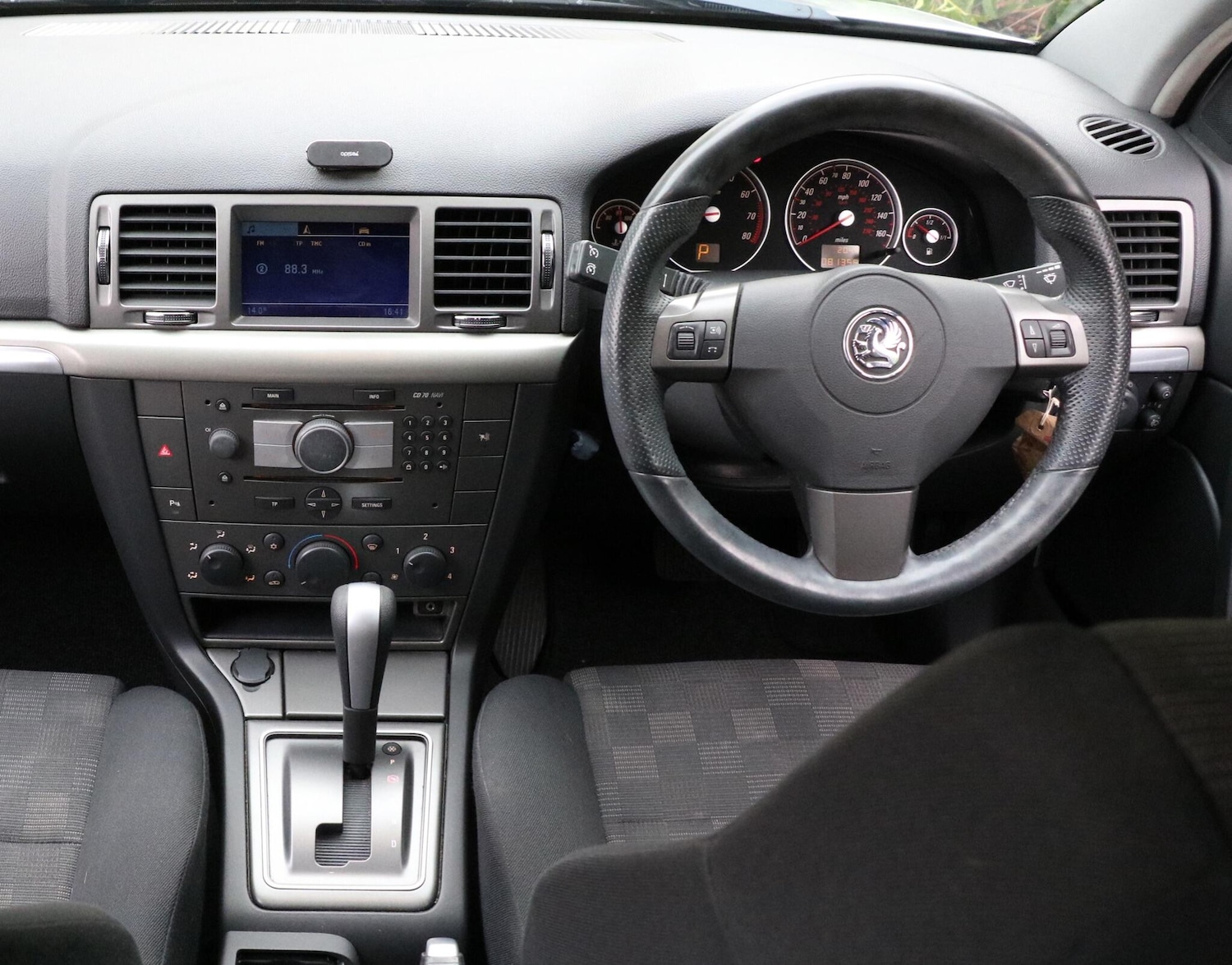Used Vauxhall Vectra 2009 for sale - 76270218: Photo 21