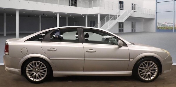 Used Vauxhall Vectra 2009 for sale - 76270218: Photo 7