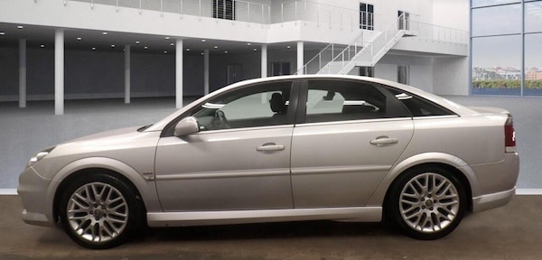 Used Vauxhall Vectra 2009 for sale - 76270218: Photo 8