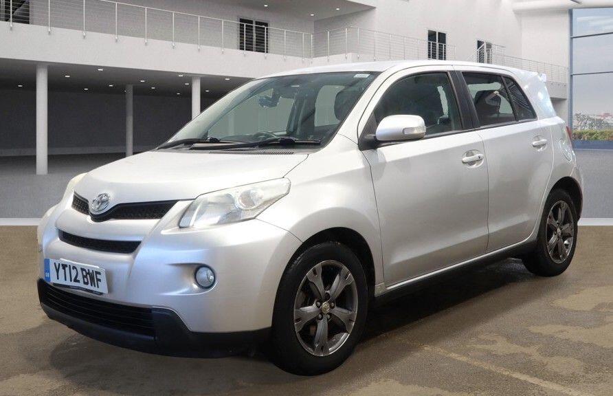 Used Toyota Urban Cruiser 2012 for sale - 77993894: Photo 4