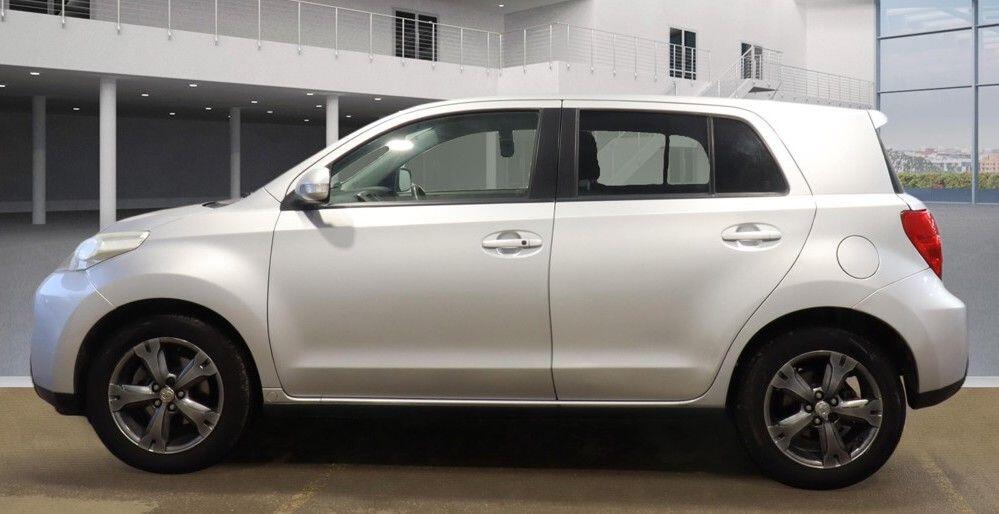 Used Toyota Urban Cruiser 2012 for sale - 77993894: Photo 8