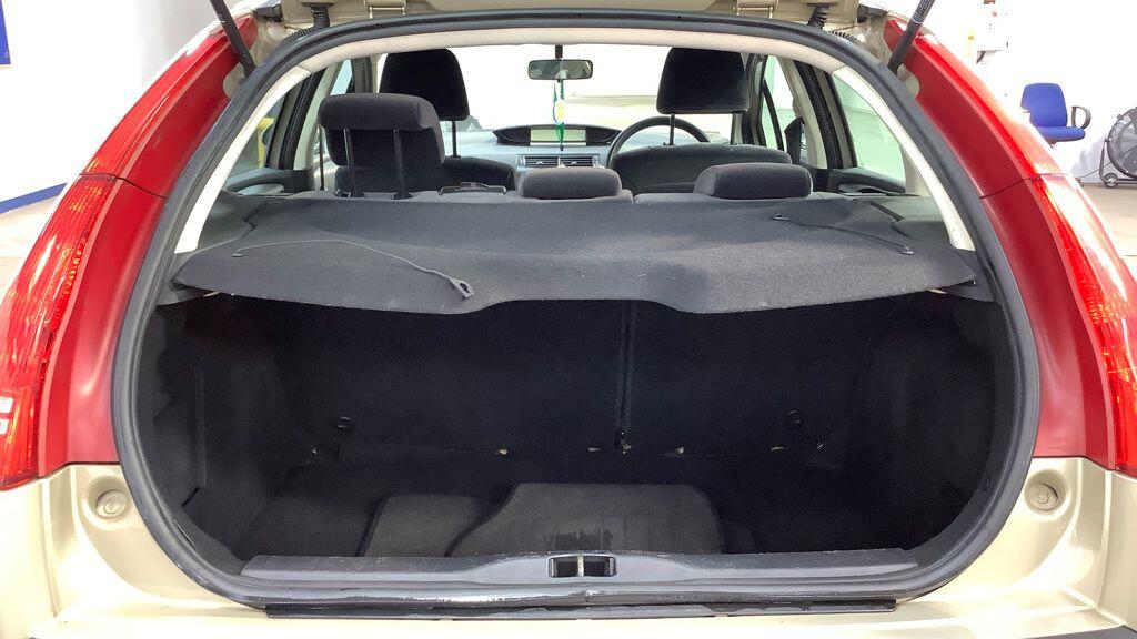 Used Citroen C4 2006 for sale - 77893000: Photo 9