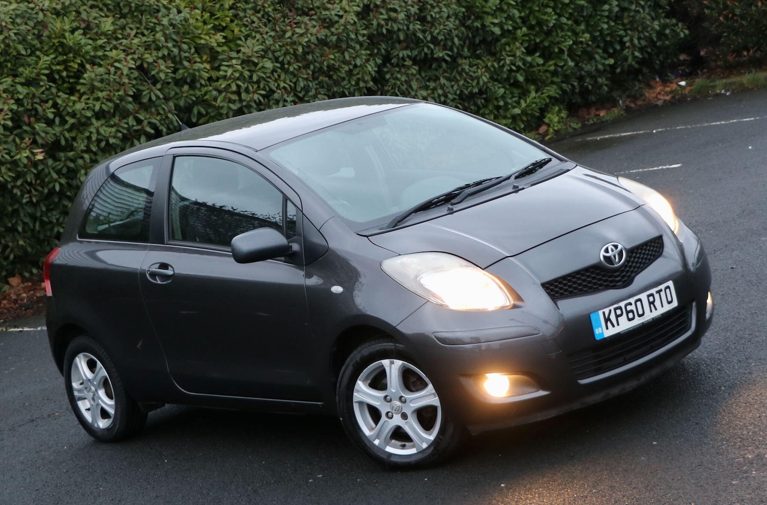 Used Toyota Yaris 2010 for sale - 77305499: Photo 27