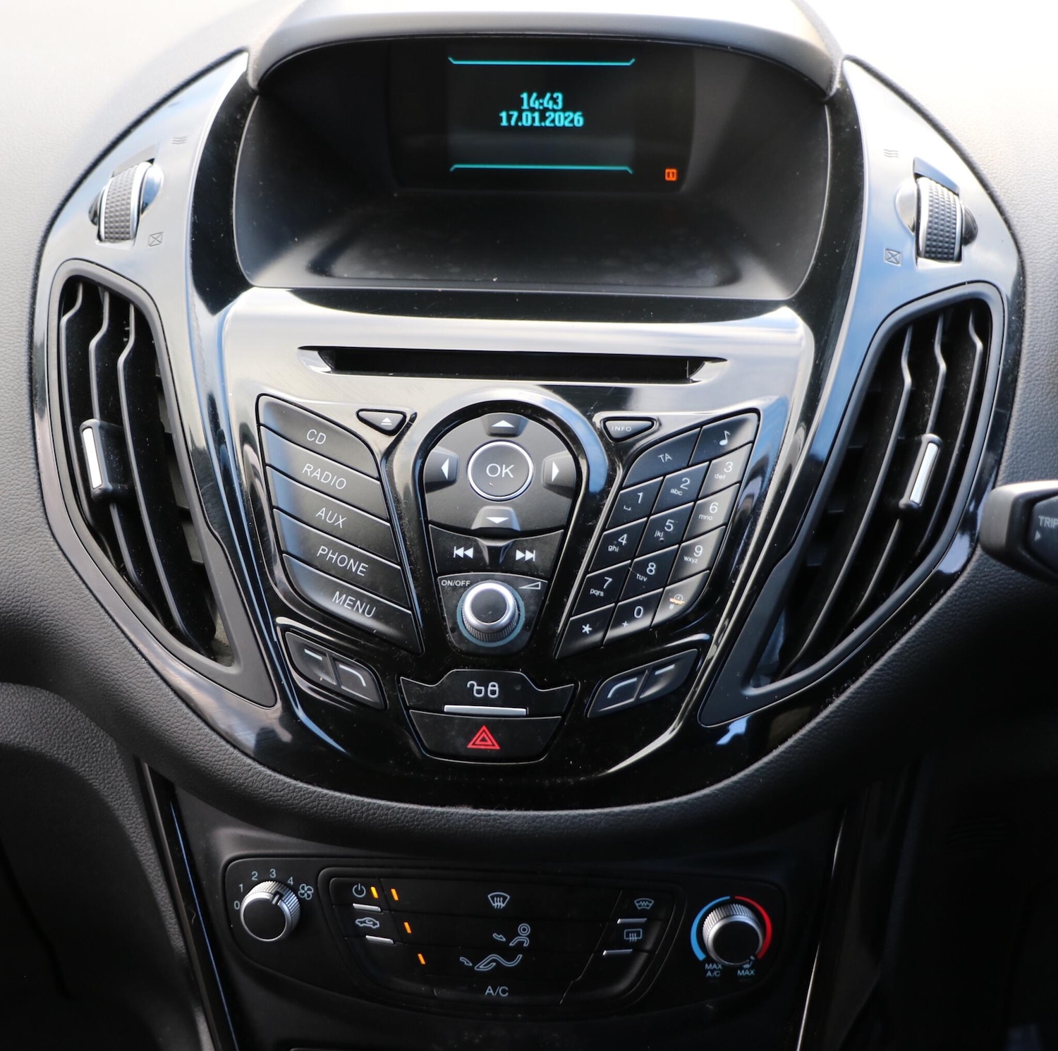 Used Ford B-MAX 2015 for sale - 76866035: Photo 39