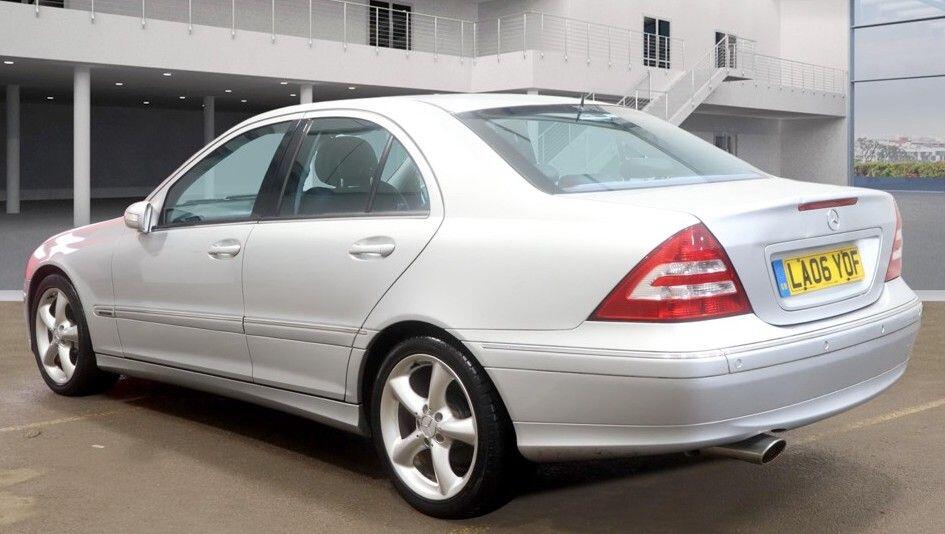 Used Mercedes-Benz C Class 2006 for sale - 77645697: Photo 5