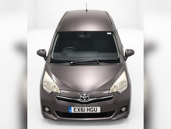 Used Toyota Verso 2011 for sale - 78347356: Photo