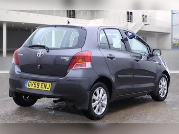 Used Toyota Yaris 2009 for sale - 76742615: Photo