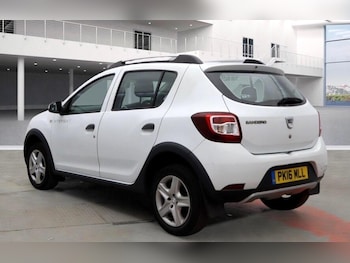 Used Dacia Sandero Stepway 2016 for sale - 75677917: Photo