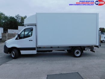 Used Mercedes-Benz Sprinter 2019 for sale - 76001456: Photo