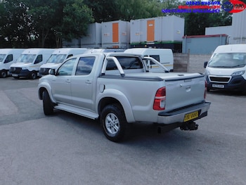 Used Toyota Hilux 2014 for sale - 75494020: Photo