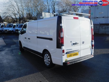 Used Vauxhall Vivaro 2018 for sale - 77585838: Photo