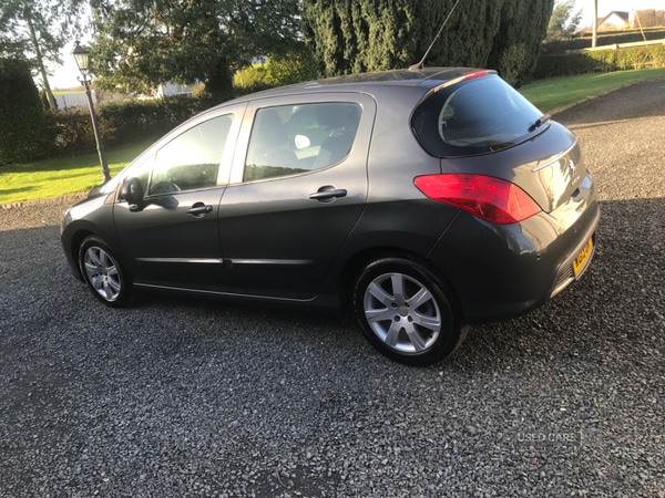 Used Peugeot 308 2013 for sale - 77050337: Photo 4