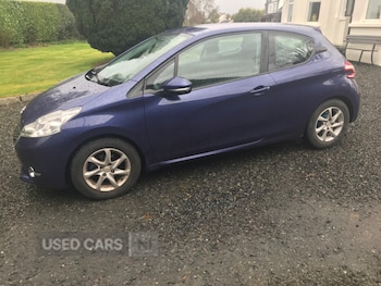 Used Peugeot 208 2013 for sale - 79085336: Photo
