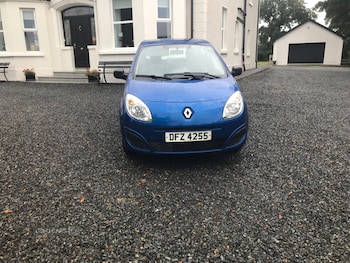 Renault - Twingo