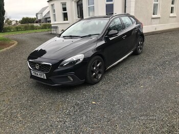 Used Volvo V40 2014 for sale - 77705972: Photo