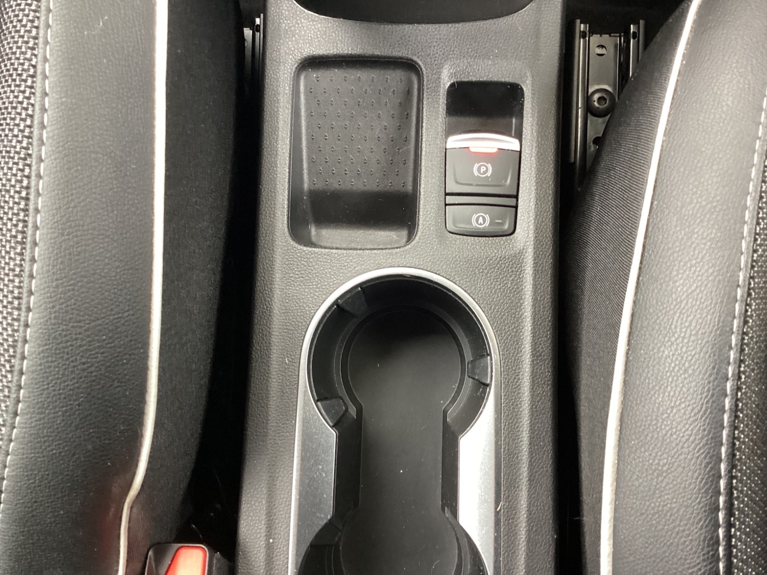 Used Renault Captur 2022 for sale - 76140165: Photo 37