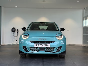 Used Fiat 600 2025 for sale - 77588530: Photo