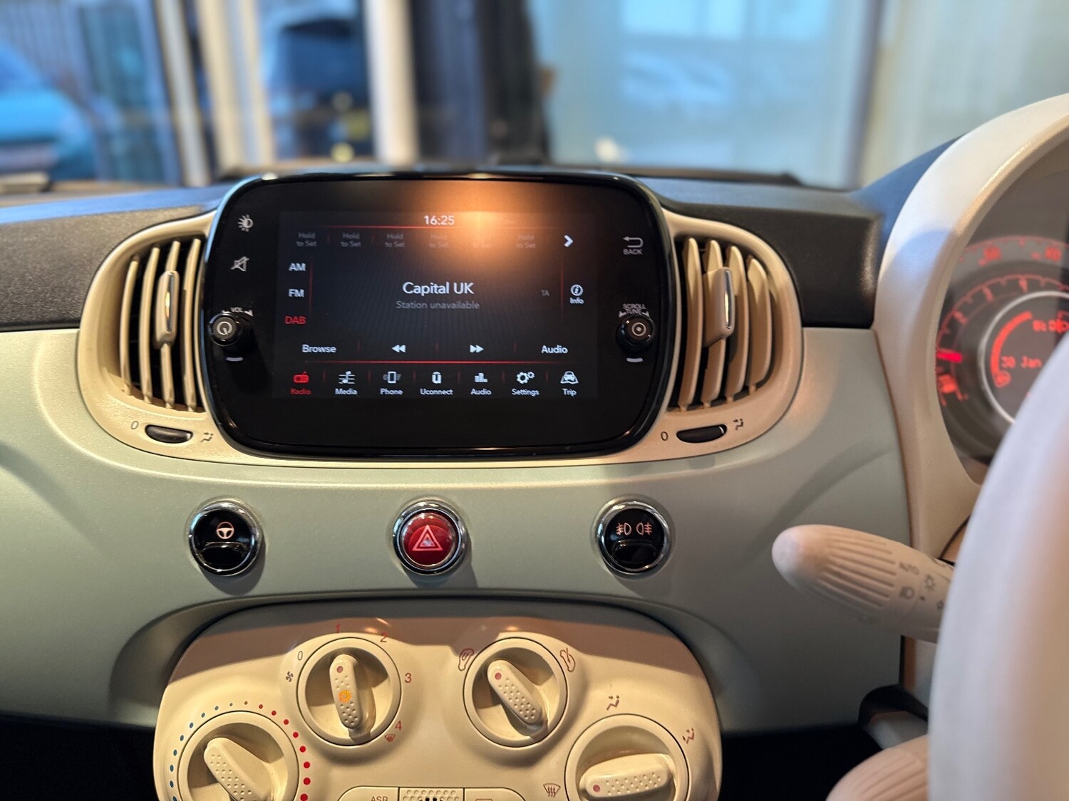 Used Fiat 500 2023 for sale - 77157889: Photo 27