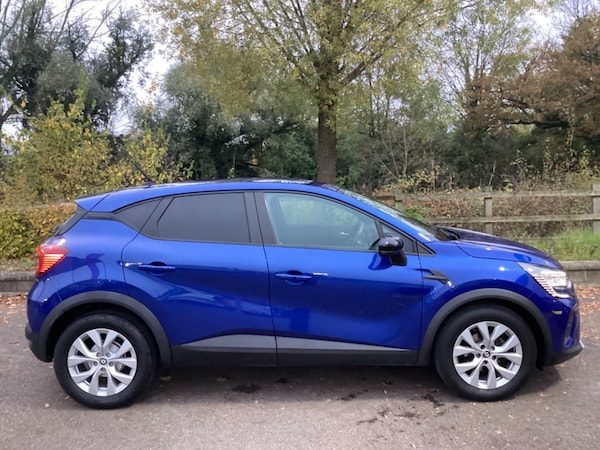 Used Renault Captur 2022 for sale - 75354828: Photo 4