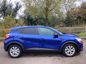 Used Renault Captur 2022 for sale - 75354828: Photo