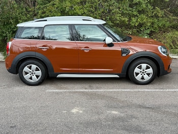 Used MINI Countryman 2018 for sale - 75979917: Photo