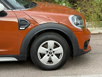 Used MINI Countryman 2018 for sale - 75979917: Photo