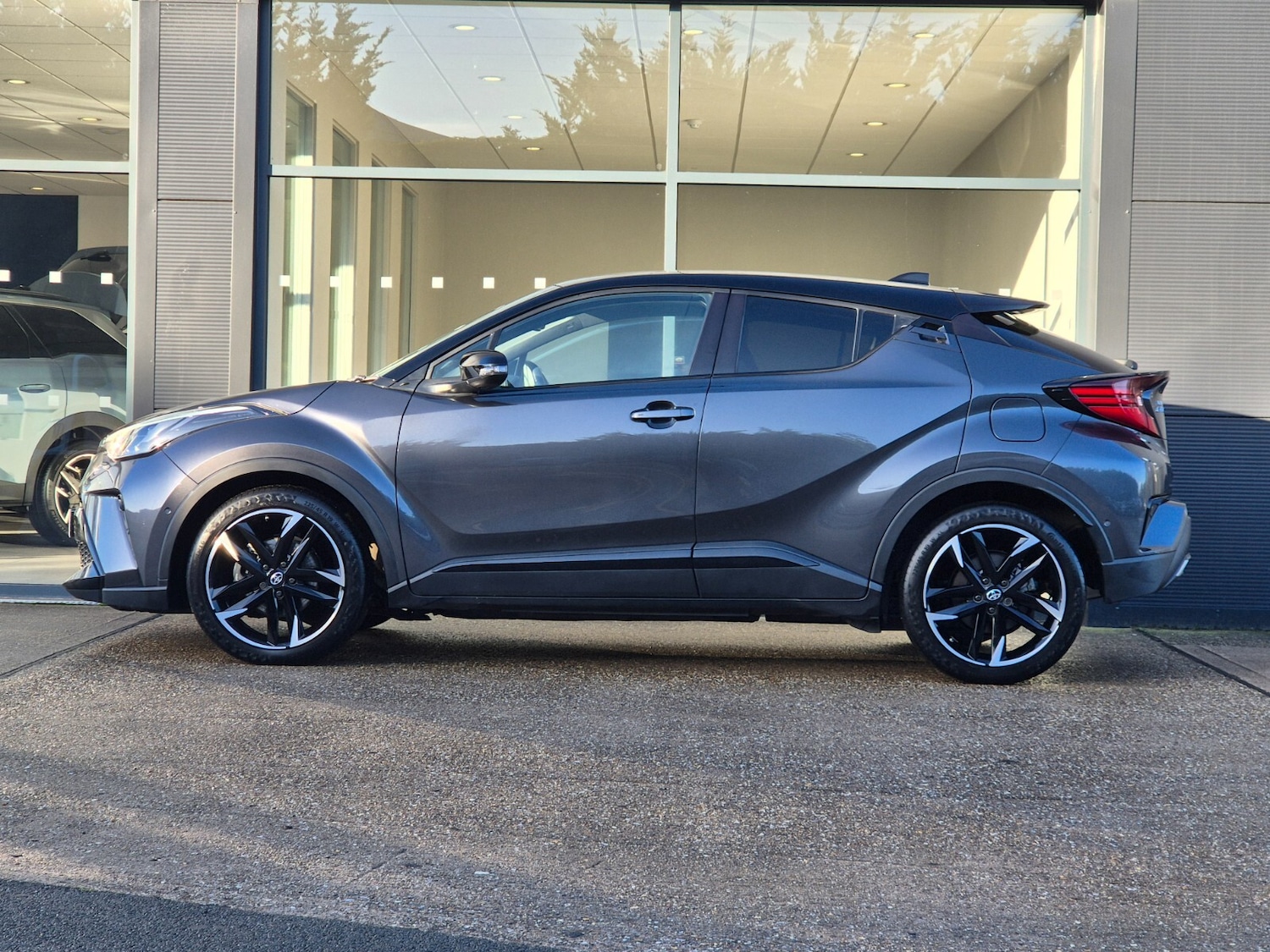 Used Toyota C-HR 2022 for sale - 77771120: Photo 6