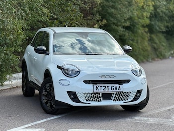 Used Fiat 600 2025 for sale - 76487473: Photo