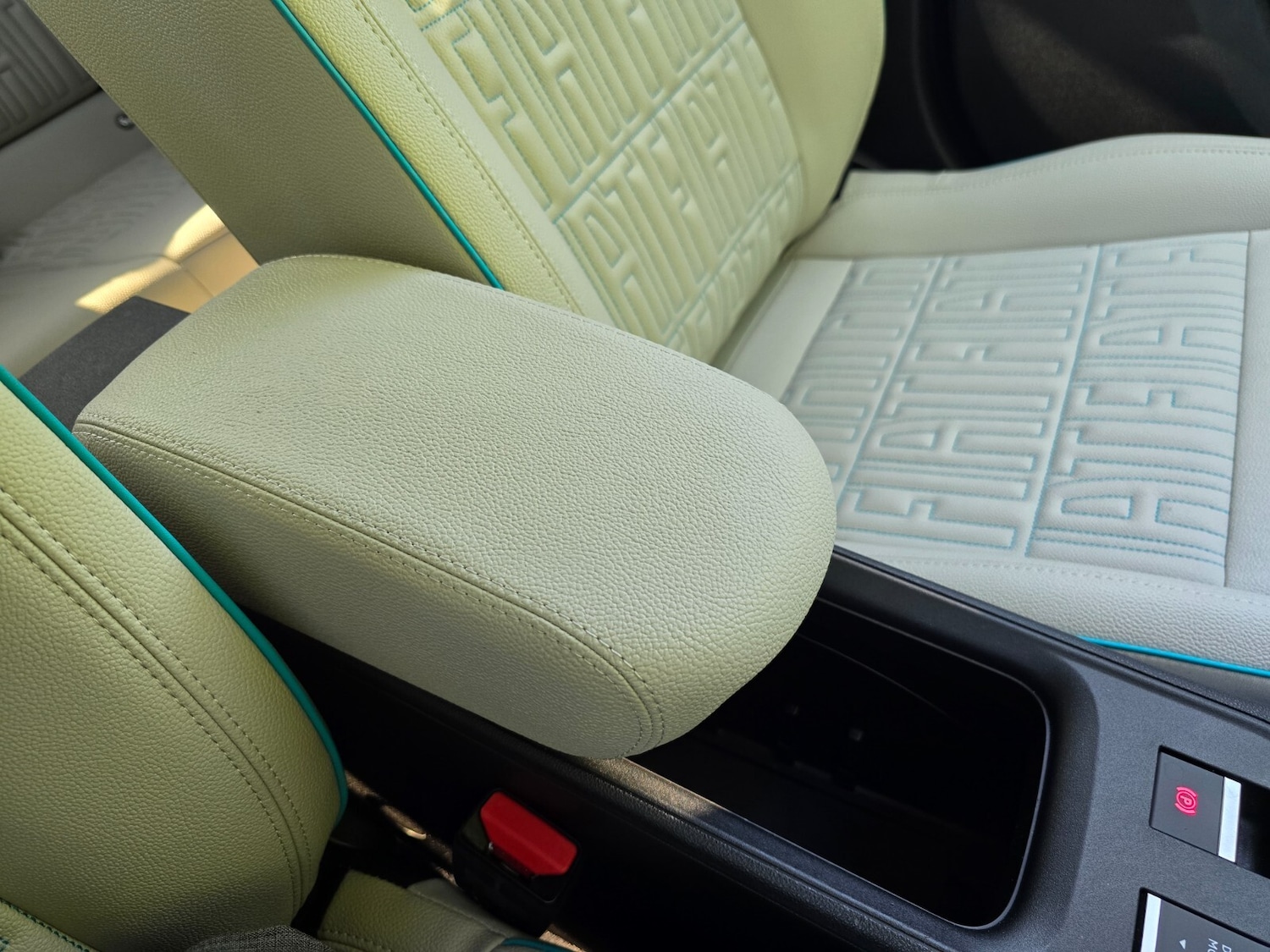 Used Fiat 600 2024 for sale - 76868964: Photo 36