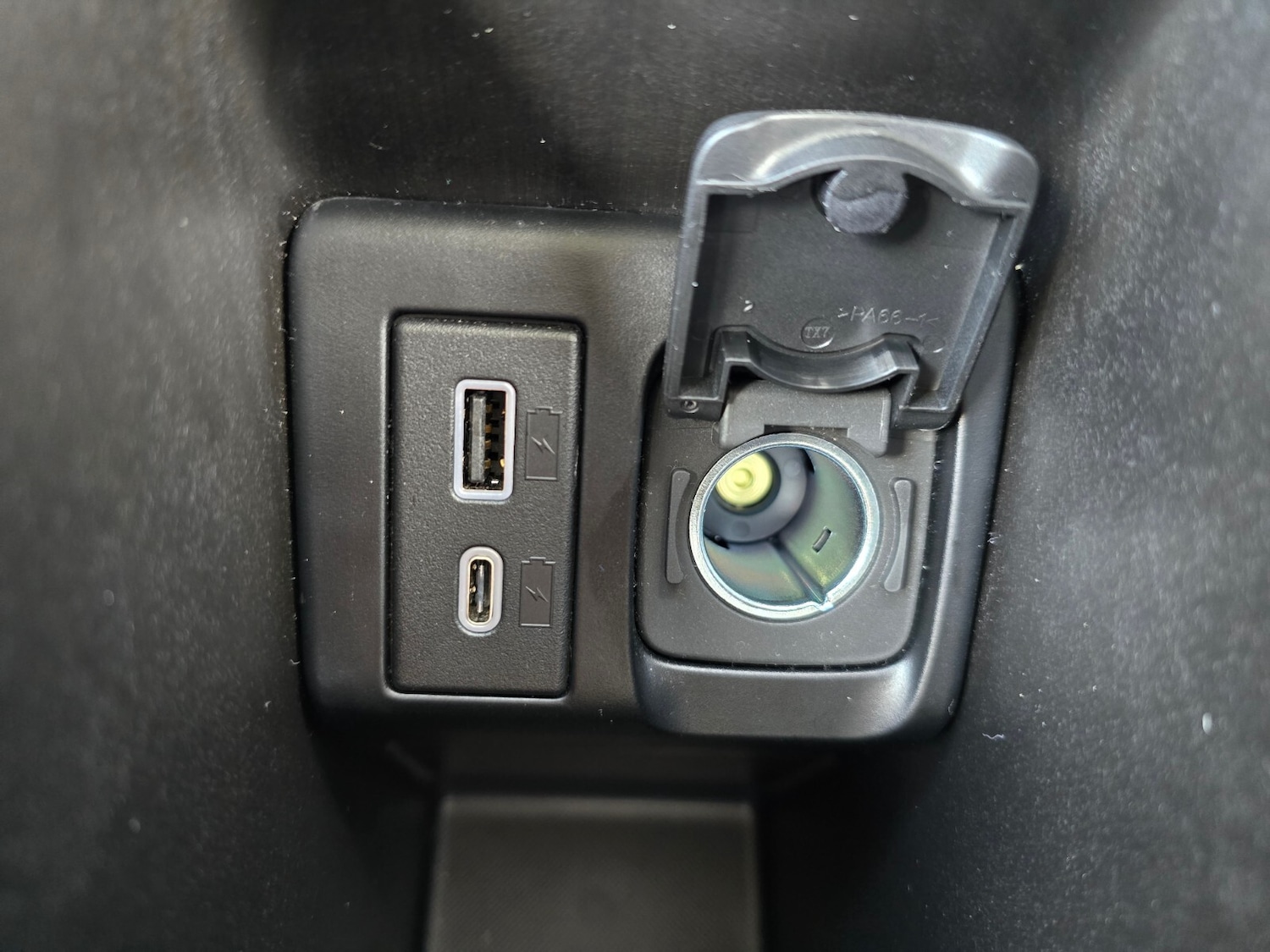 Used Fiat 500 2024 for sale - 76868913: Photo 39