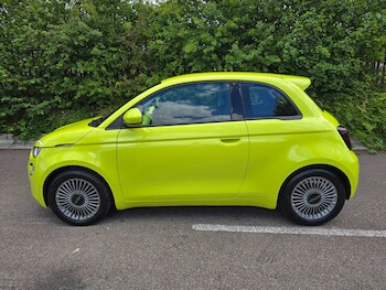 Used Fiat 500 2024 for sale - 76868913: Photo