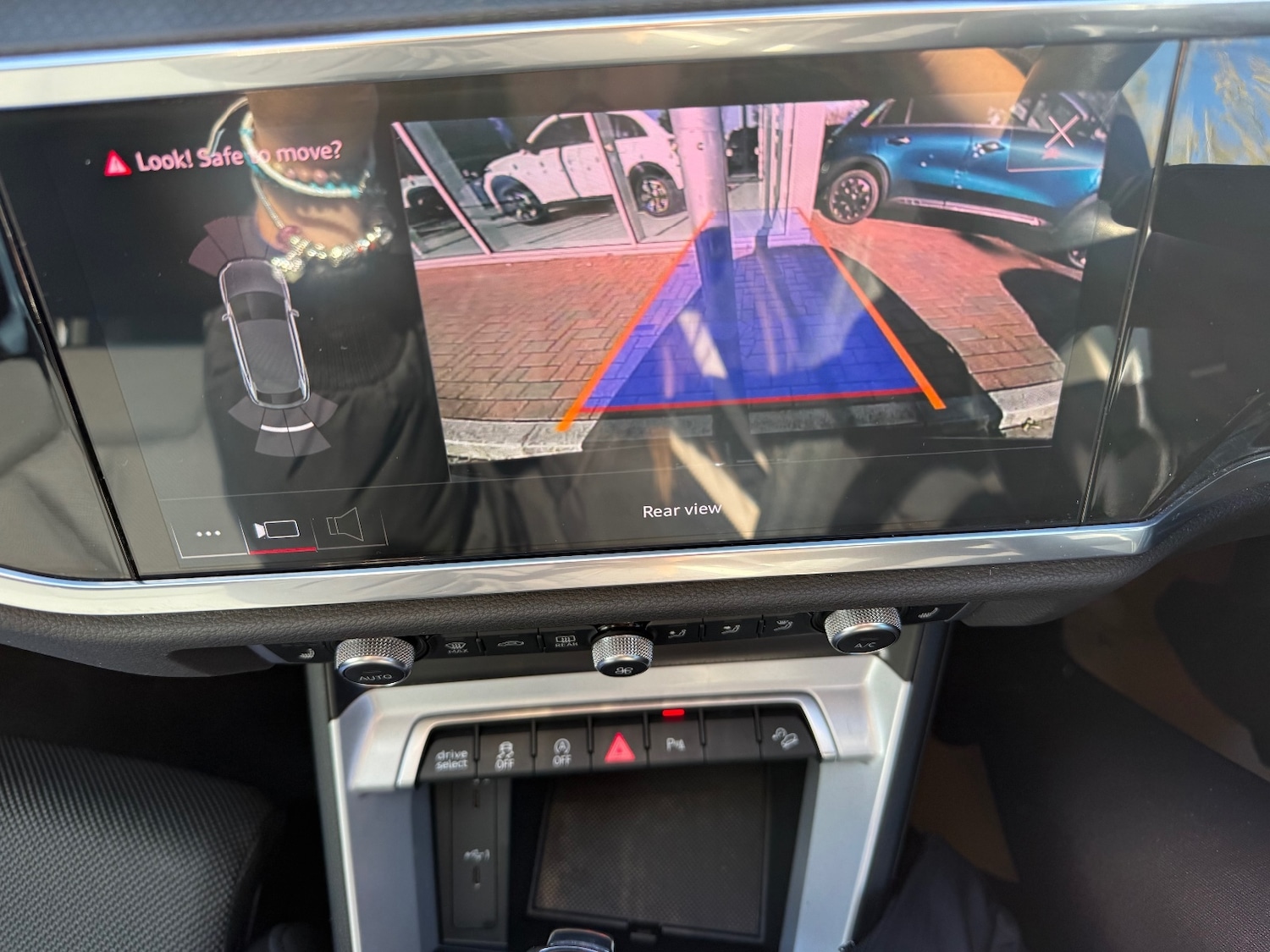 Used Audi Q3 2022 for sale - 76328040: Photo 23