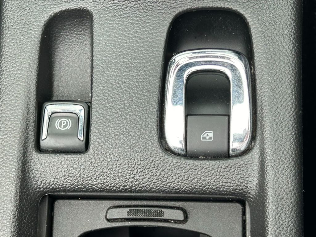Vehicle 33