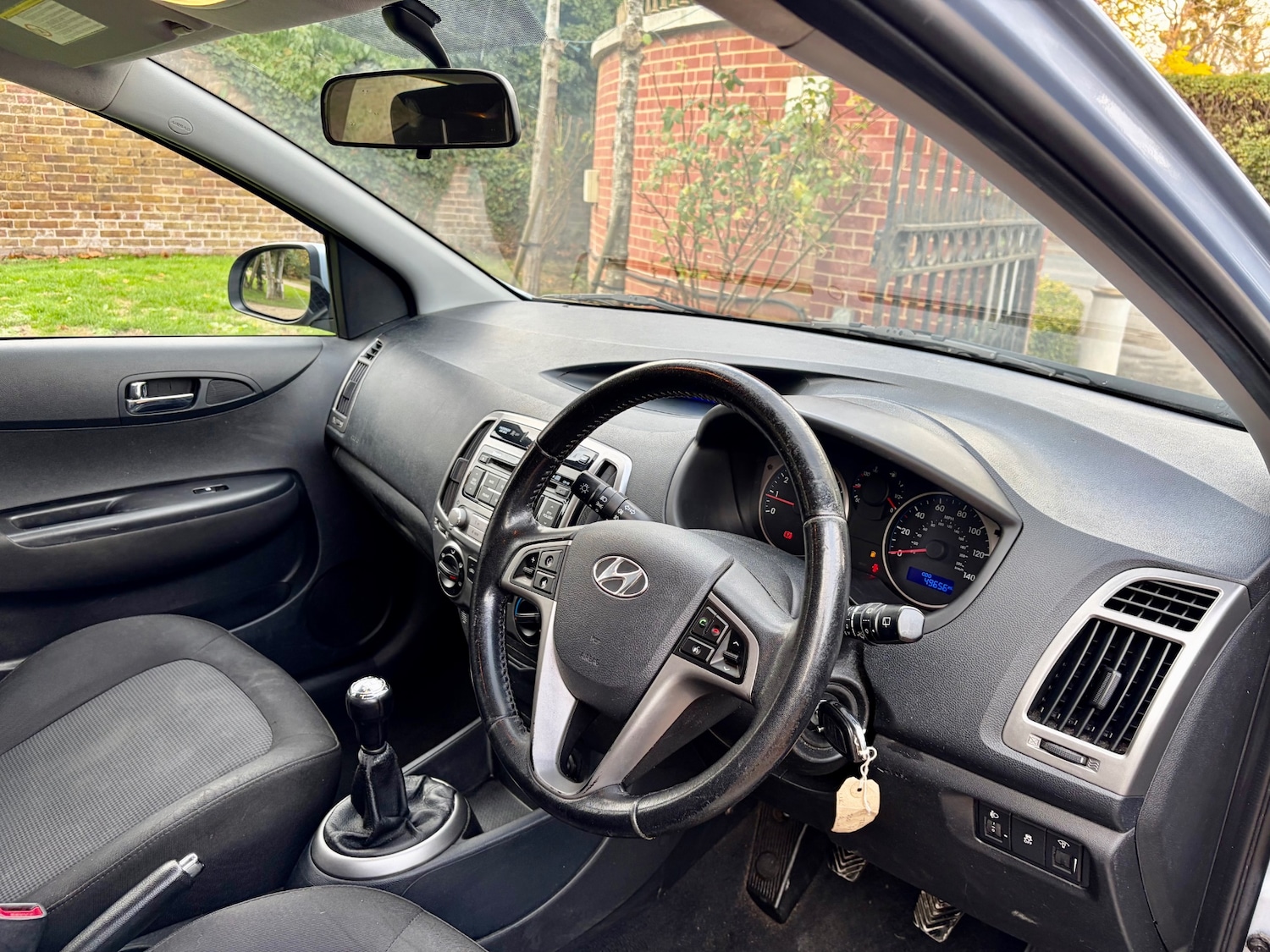 Used Hyundai i20 2013 for sale - 76599505: Photo 23